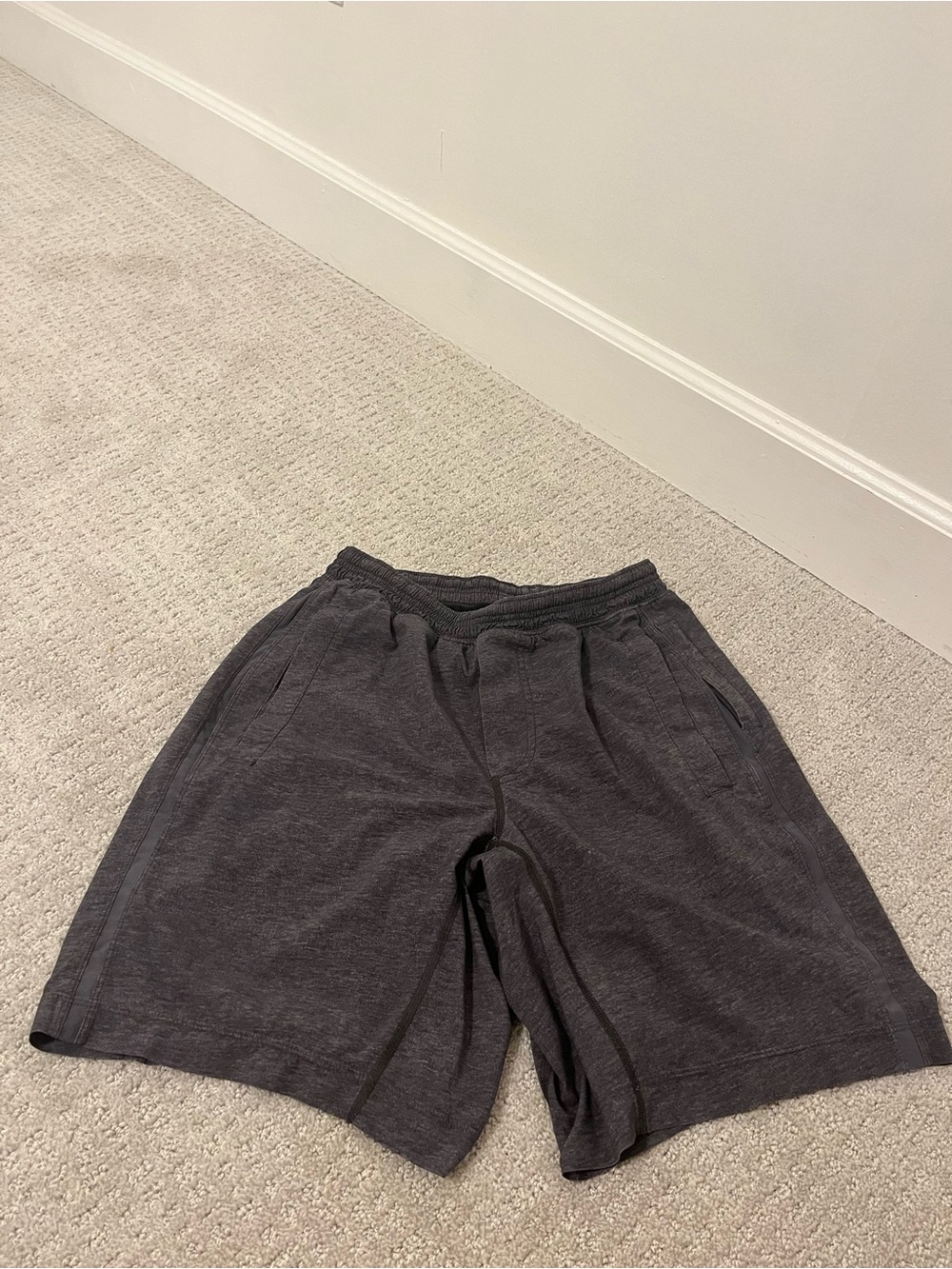 Men's Pacebreaker Short w Liner -  Charcoal Gray